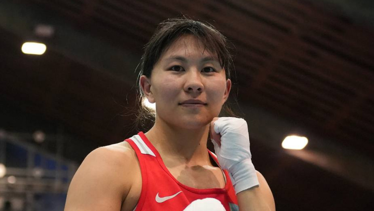 Дуэль Казахстан - Узбекистан пройдет за золото малого ЧМ по боксу