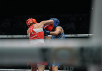 Надежда Рябец (слева) на ЧМ-2025 в Ливерпуле. ©KBF