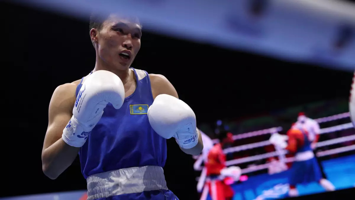 Непобеждённый казахстанец получил бой с уникальным экс-чемпионом IBF