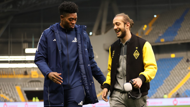 Джеффри Чинеду и Георгий Зария. Фото: ФК "Кайрат"/Арман Джаксыгулов©