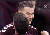 Ислам Чесноков (справа). ©ФК "Хартс"