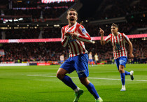 Антуан Гризманн празднует гол в ворота "Барселоны" в полуфинале Кубка Испании. ©Depositphotos/mrogowski_photography