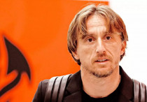 ука Модрич. ©ФК "Милан"