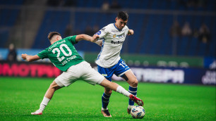 Бахтиёр Зайнутдинов и Максим Самородов. Фото: ФК "Динамо Москва"©