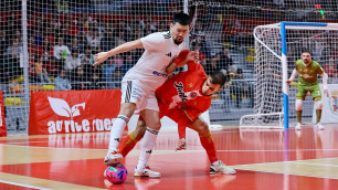 Даурен Турсагулов в матче с "Картахеной". Фото: АФК "Кайрат"©