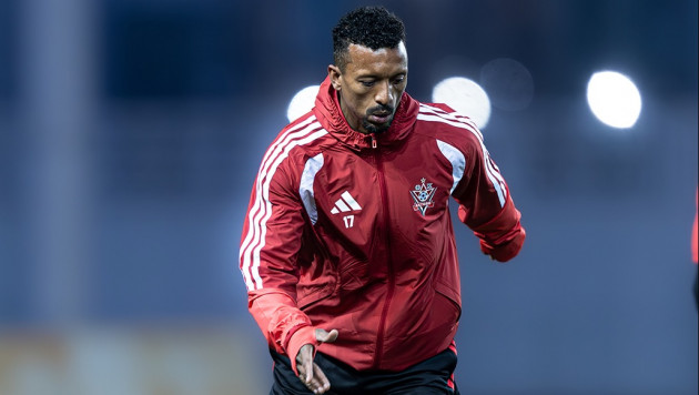 Луиш Нани на тренировке. Фото: ФК "Актобе"©