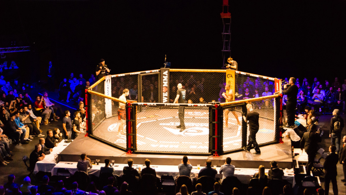 Экс-чемпион UFC согласился на бой с Хабибом Нурмагомедовом на турнире в Белом доме