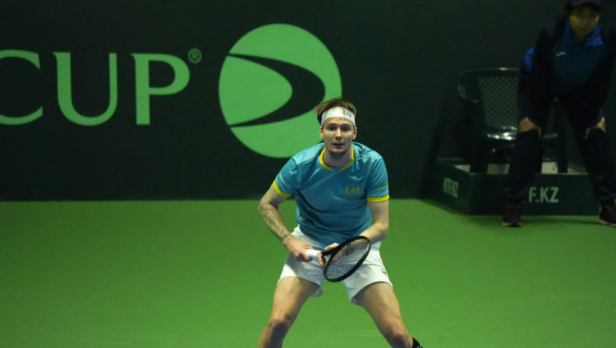 Неожиданным исходом завершился матч первой ракетки Казахстана на турнире за 9,4 миллиарда
