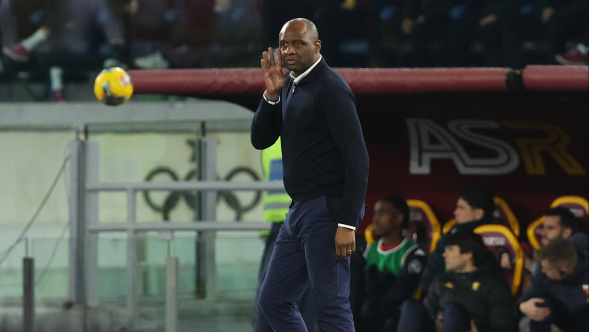 В топ-клубе КПЛ приняли решение по экс-звезде сборной Франции