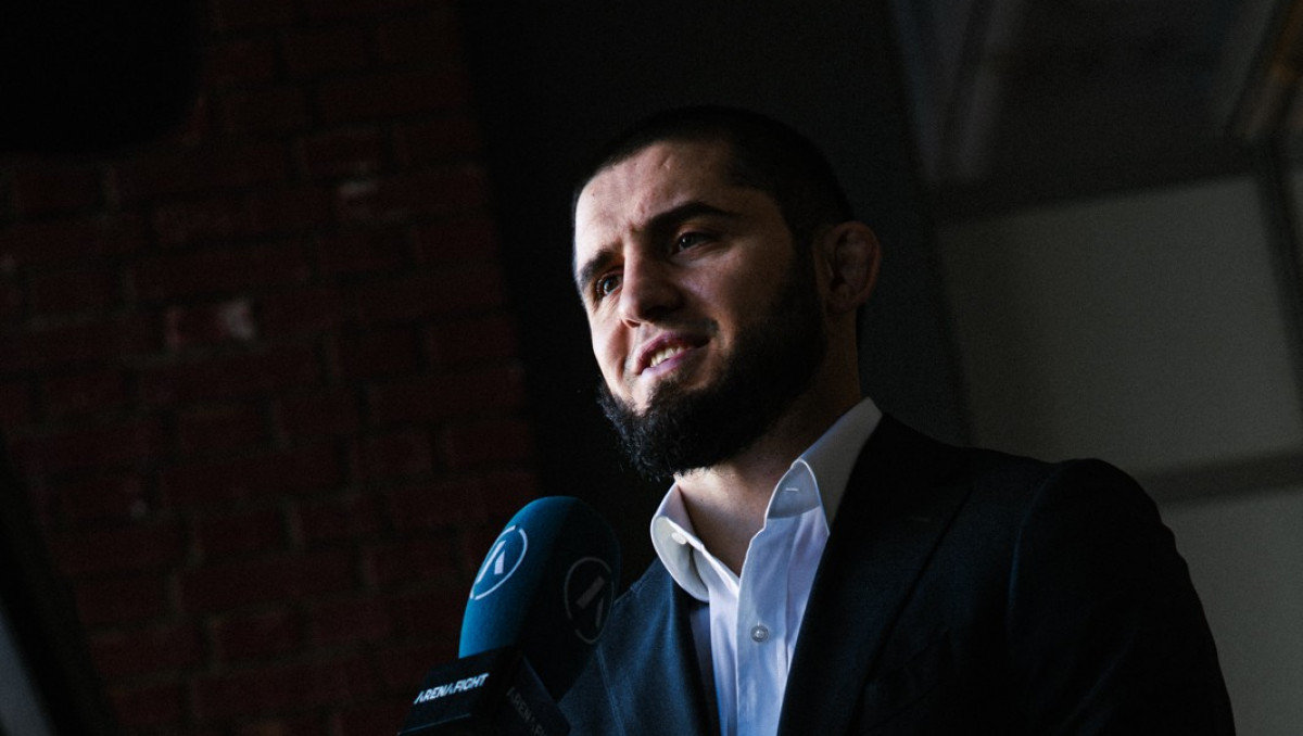 Появилась информация о дате боя и сопернике Ислама Махачева