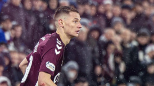 Ислам Чесноков. Фото: ©instagram.com/heartofmidlothianfc