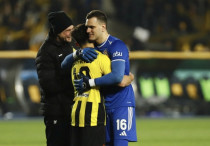 Дастан Сатпаев и Александр Заруцкий. Фото: ФК "Кайрат"©