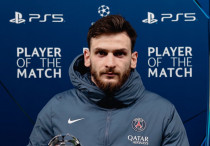 Хвича Кварацхелия. ©x.com/PSG_English