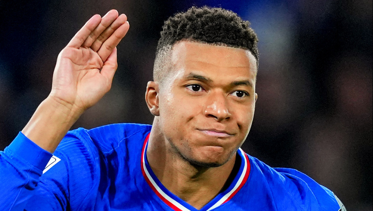 Миллионы Мбаппе не спасли его клуб от провала: подробности