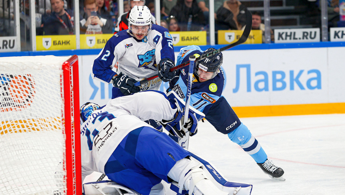 "Барыс" проиграл последний матч сезона в КХЛ