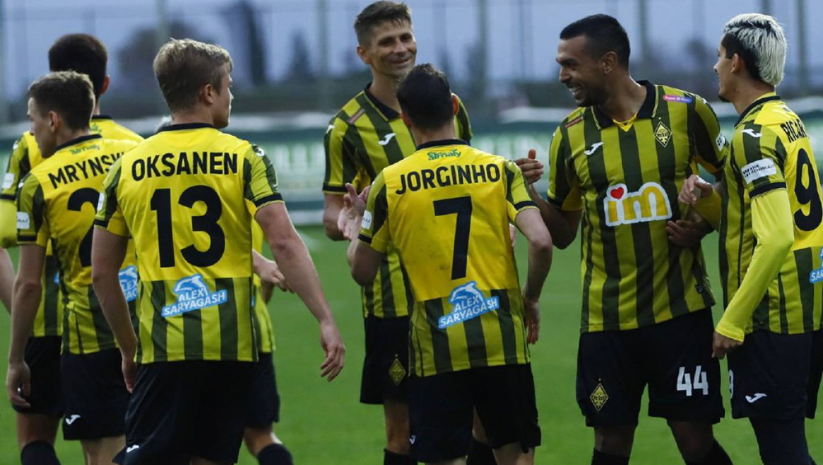 "Кайрат" назвал состав на матч с "Зенитом"