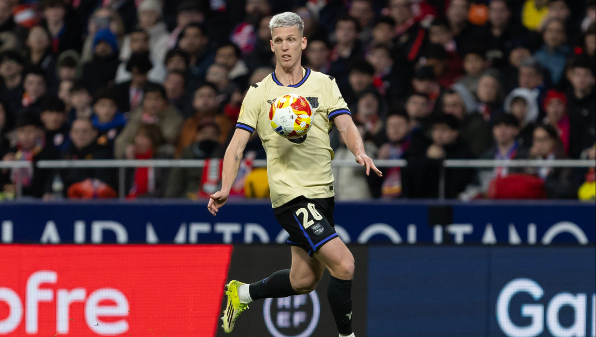 "Барселона" готова включить двух игроков в сделку за лидера "Интера"