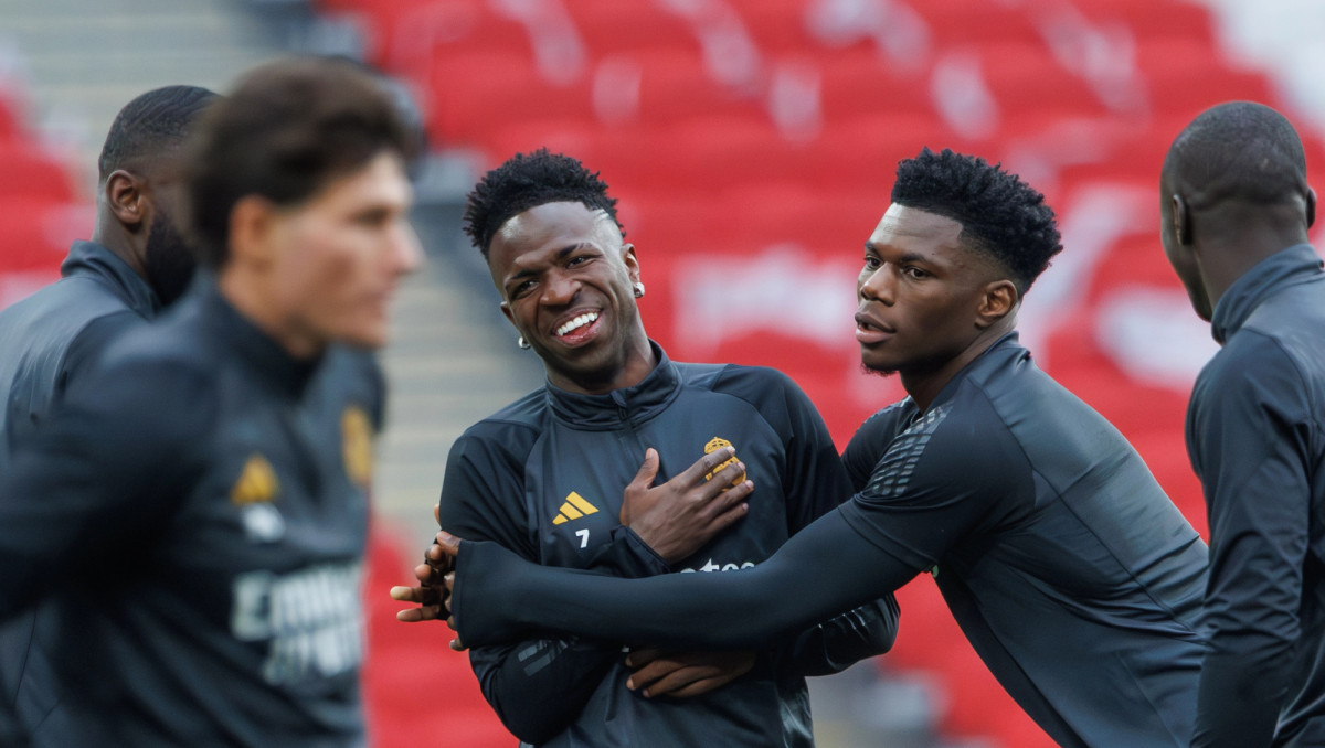 "Реал" принял решение по своему лидеру после интереса МЮ и "Ливерпуля"