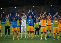 Футболисты сборной Казахстана после победы над Намибией. Фото: Vesti.kz/Алимжан Аманжол©