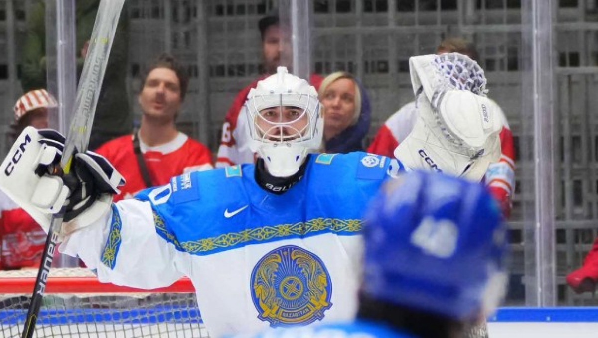 Сборная Казахстана рискует остаться без основного вратаря на ЧМ-2026