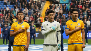 Нуралы Алип, Темирлан Анарбеков и Алибек Касым перед матчем Казахстан - Намибия. Фото: Vesti.kz/Алимжан Аманжол©