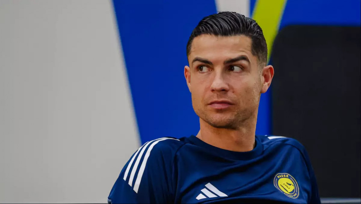 Тренер сборной Португалии высказался о завершении карьеры Роналду