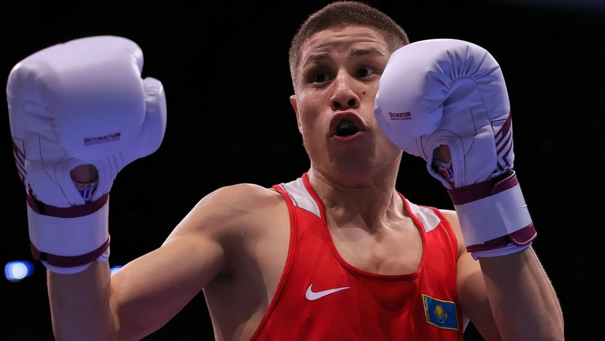 Со счётом 5:0 завершился бой чемпиона мира из Казахстана на ЧА-2026 по боксу