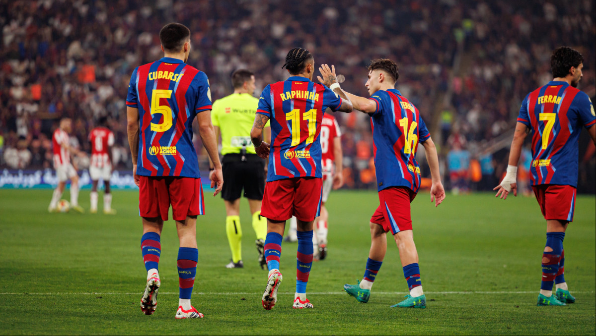 "Барселона" лишилась топ-трансфера известного нападающего