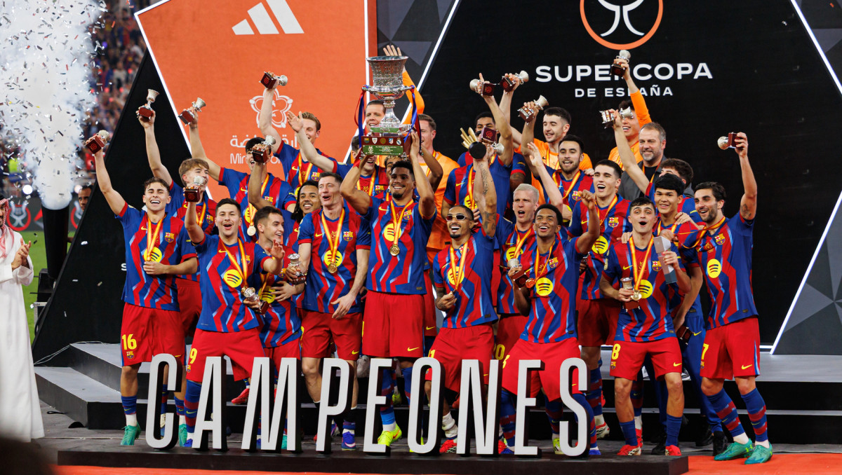 "Арсенал" сделал предложение звезде "Барселоны" и получил ответ