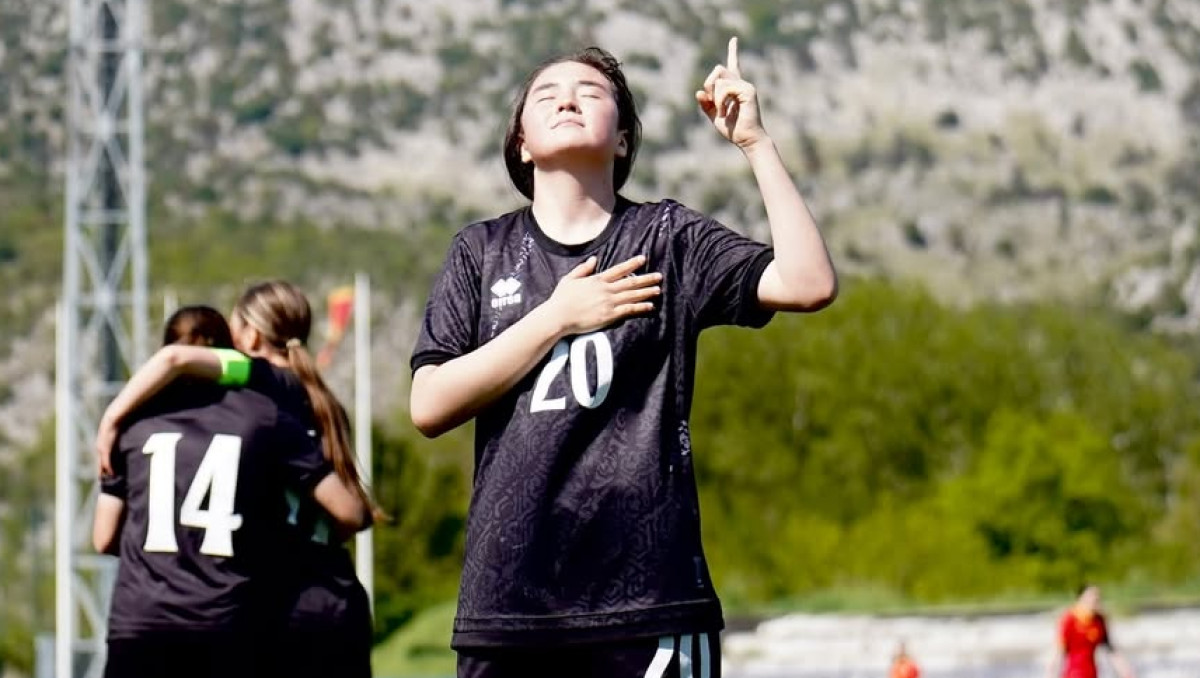 Казахстан учинил разгром и вышел в группу A отбора на футбольный Евро