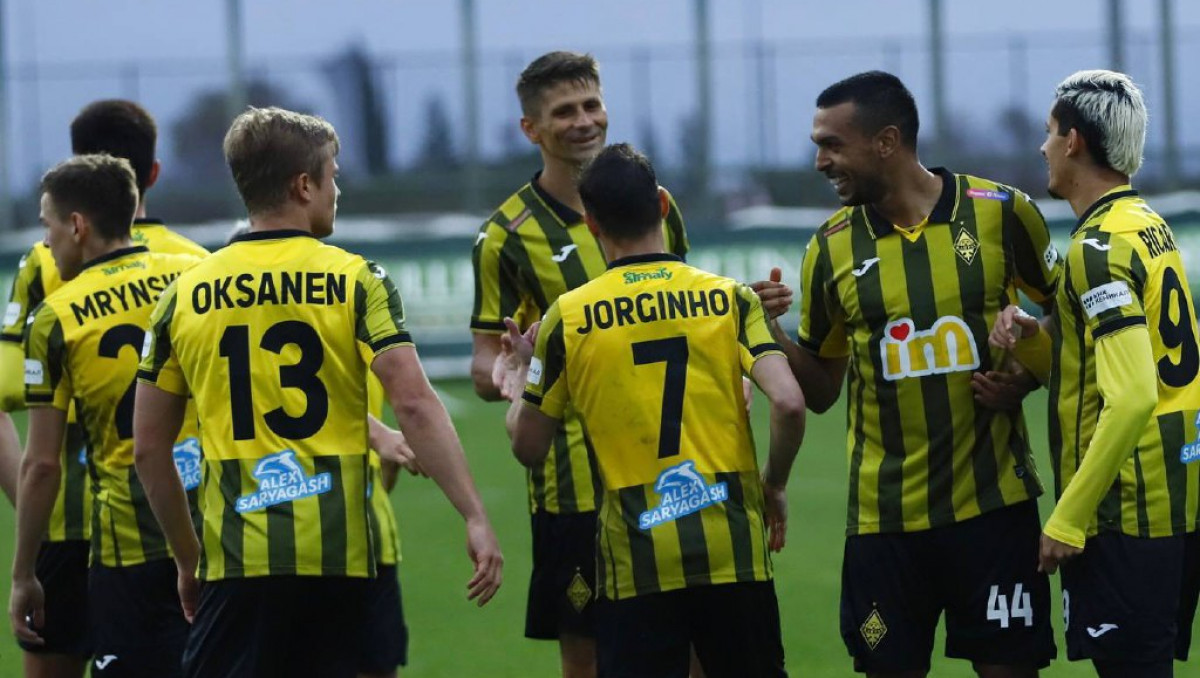 Прямая трансляция матчей "Кайрата", "Астаны" и ещё шести игр Кубка Казахстана