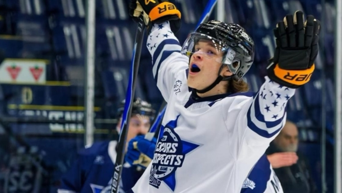 Нападающий из Канады получил вызов в сборную Казахстана на ЧМ по хоккею