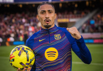 Рафинья. Фото: ©x.com/fcbarcelona_es