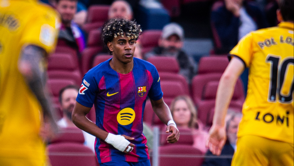 Гол и два ассиста Ямаля принесли "Барселоне" разгромную победу