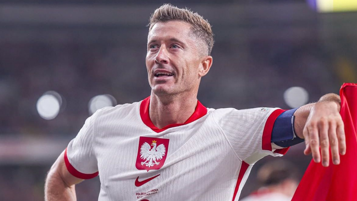 Левандовски предложил себя новому клубу и выдвинул главное условие