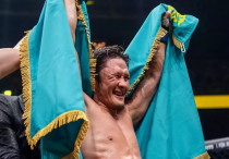 Жалгас Жумагулов - чемпион OKTAGON. Фото: OKTAGON©