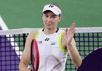 ©instagram.com/lenarybakina/