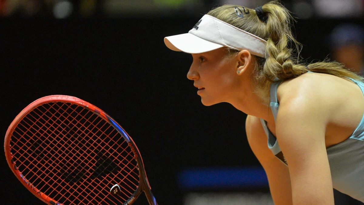 Рыбакина объяснила свой характер после победы в Штутгарте