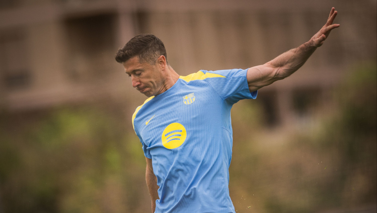 Левандовски взял паузу: что происходит с его будущим в "Барселоне"