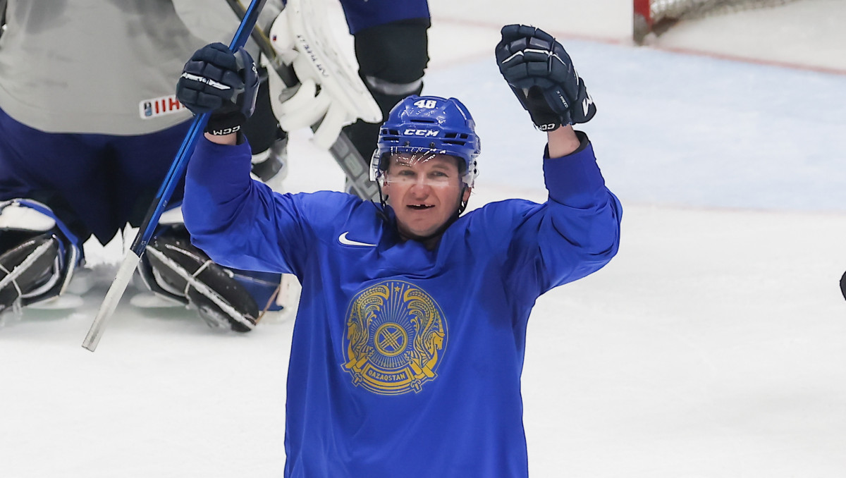 В составе сборной Казахстана произошли изменения перед ЧМ-2026 по хоккею