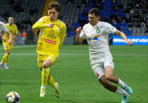 Нурали Жаксылык и Алмас Тюлюбай. Фото: ФК "Астана"©