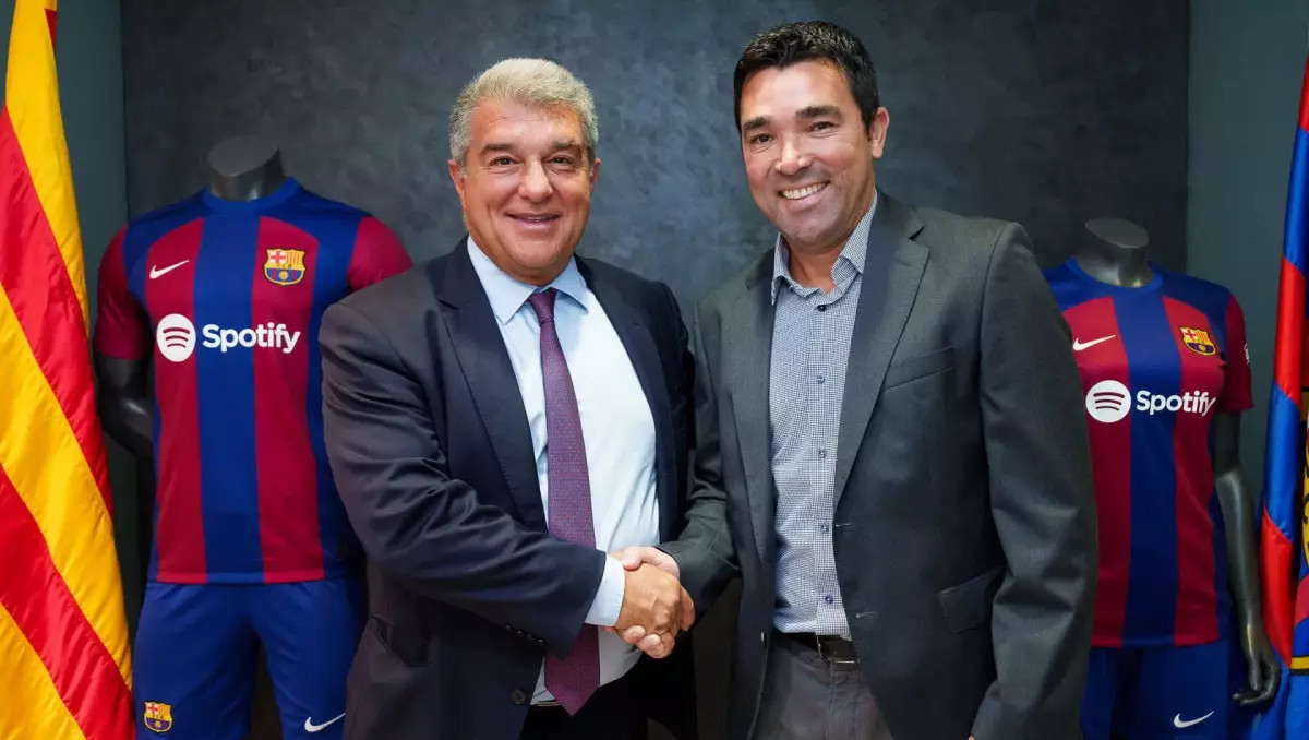 Деку планирует расстаться с четырьмя игроками ради двух топ-новичков