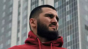 ©instagram.com/arturbeterbiev