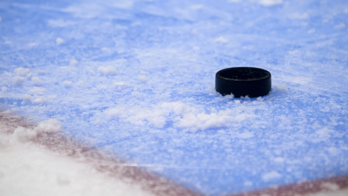 Пятью шайбами обернулся матч Казахстана за выход в элиту ЧМ по хоккею