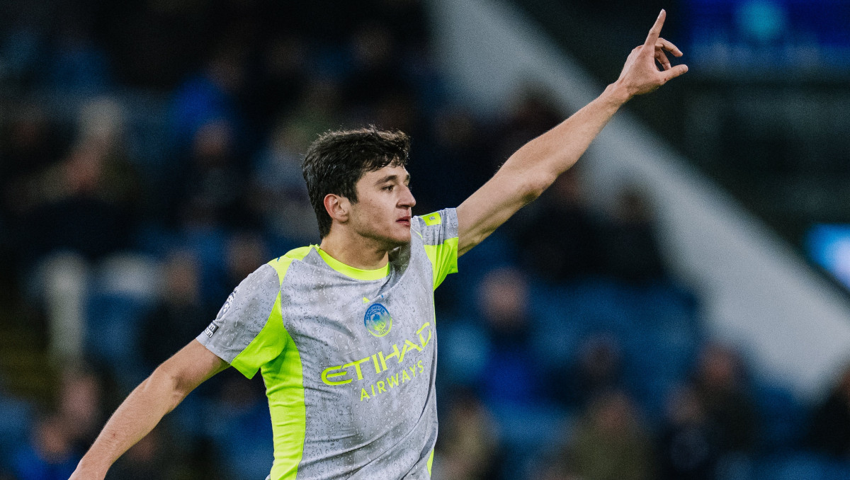 Игру Хусанова оценили после победы "Манчестер Сити" в АПЛ