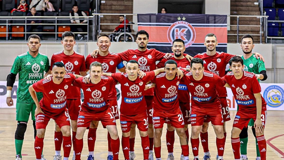 "Кайрат" готовит обновление состава. Директор клуба рассказал о трансферах и борьбе с "Семеем"