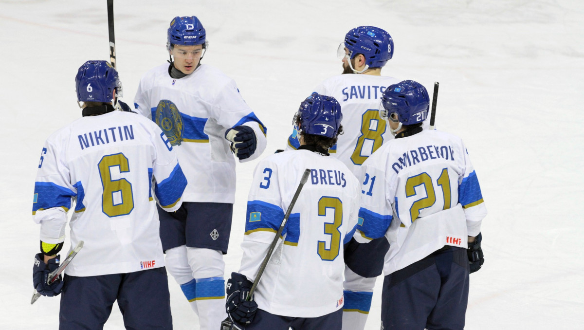 Казахстан назвал состав на УТС перед ЧМ по хоккею и ближайшего соперника