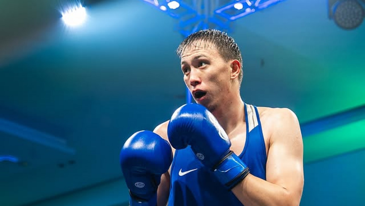 Казахстанец победил хозяина ринга и взял золото Кубка мира по боксу
