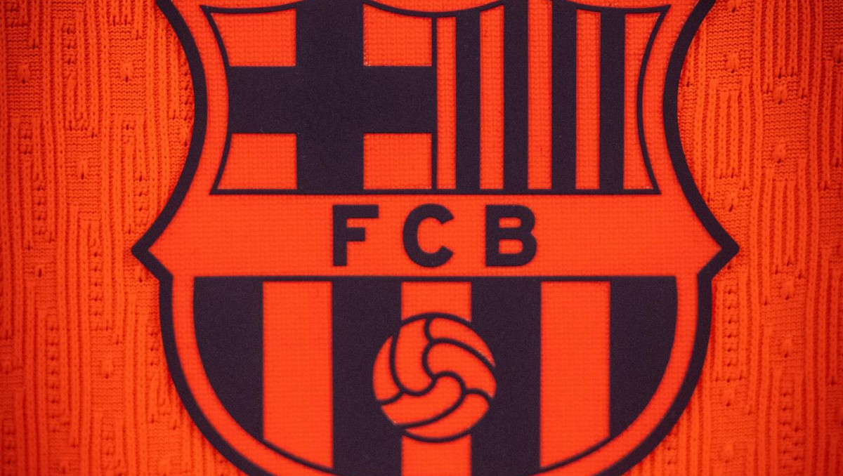 "Барса" хочет забрать у ПСЖ топ-таланта в ответ на "кражу" Дро Фернандеса