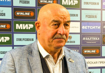 Станислав Черчесов. ©ФК "Ахмат"